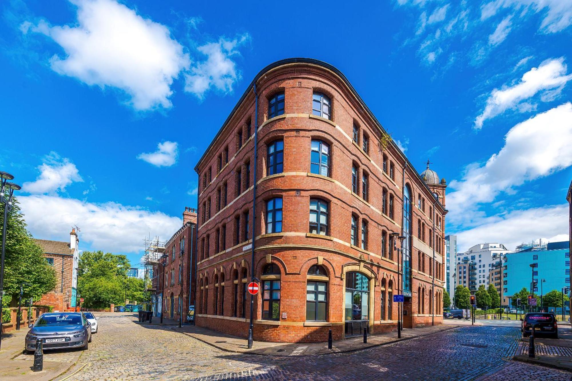 Luxury 2 King Beds In City Centre ليدز الغرفة الصورة
